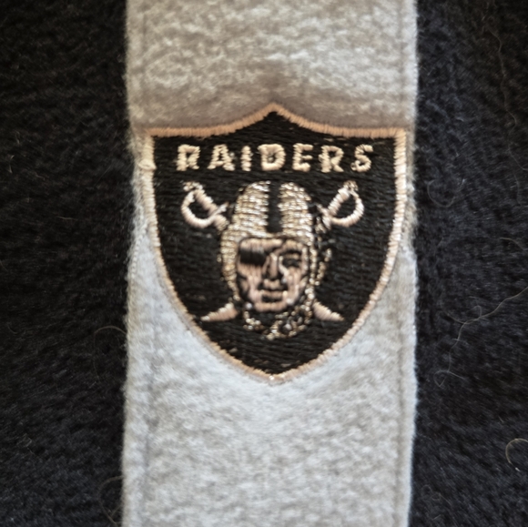 NEW Raiders color block fleece scarf - Picture 4 of 4
